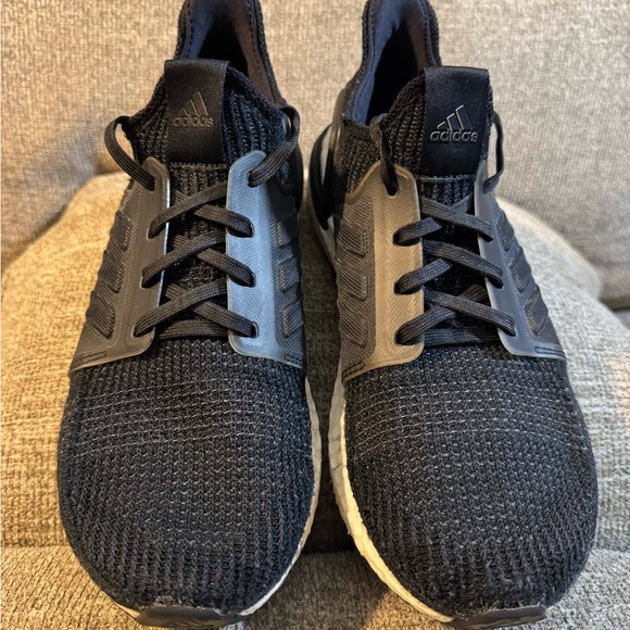 Adidas UltraBOOST 19 Black and White Sneakers Size 9.5 - Picture 3 of 8